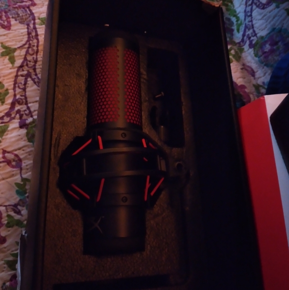 Studio mic - Picture 2 of 2